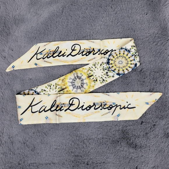 New Kaleidoscope Silk Skinny Scarf Twilly - Picture 4 of 5